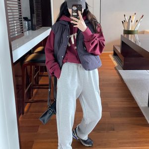 High-Waisted Fleece-Lined Slim Leg Sports Pants for Petite Women - Casual Jogging Pants with Cuffs, Perfect for Activewear and Comfort