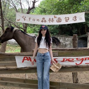 High-Waisted Slim Straight-Leg Jeans for Girls - American Style, Neat Fit, Vintage-Inspired Casual Wear