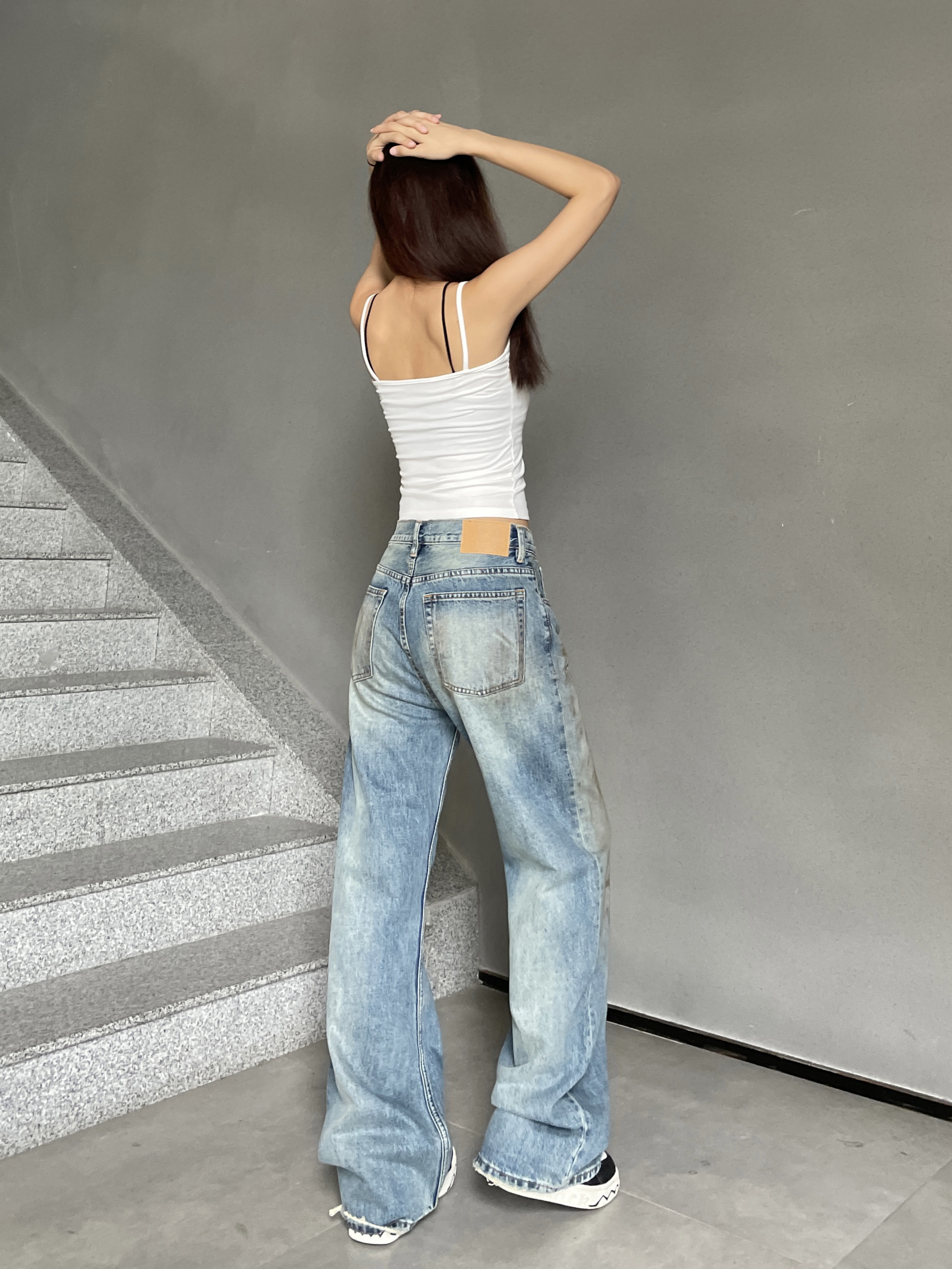 High-Waisted Vintage Straight-Leg Jeans for Women - Kylie-Style European American Fashion, Distressed Wash, Trendy Y2K Look