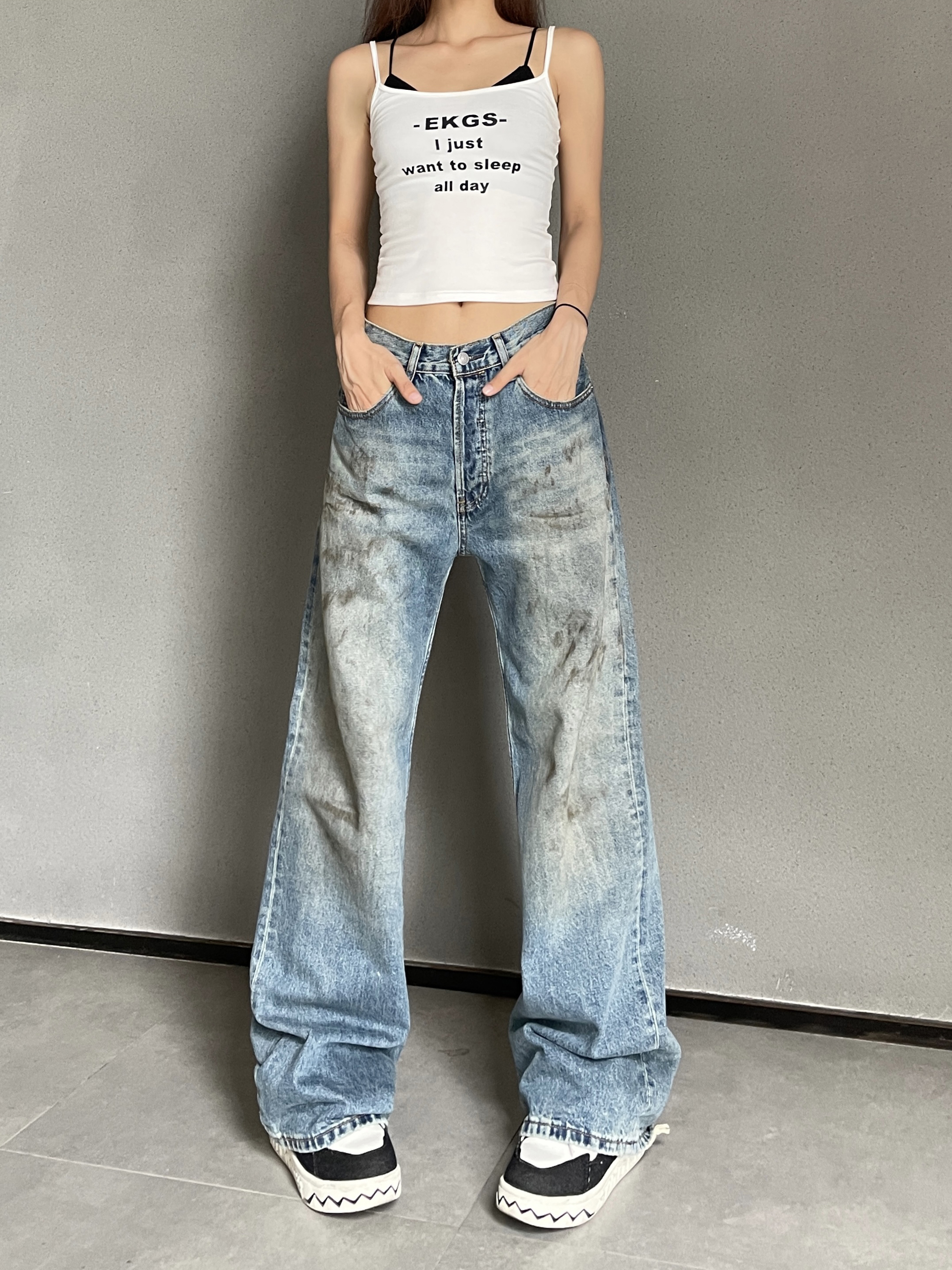 High-Waisted Vintage Straight-Leg Jeans for Women - Kylie-Style European American Fashion, Distressed Wash, Trendy Y2K Look
