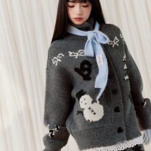 Hokkaido Winter Atmosphere Baby Blue Knitted Scarf and Gloves Set - Cozy Knit Accessories for Cold Weather Fashion