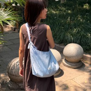 Ice Blue Lazy Tote Bag - Versatile Crossbody Shoulder Bag for Commuting, Trendy Summer Accessory, Blue Island Glimmer Design