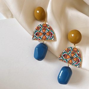 Japanese-Style Retro Long Earrings in Yellow and Blue - Versatile Resin Design for Y2K and 90s Fashion Lovers