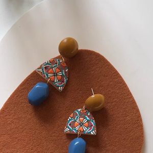 Japanese-Style Retro Long Earrings in Yellow and Blue - Versatile Resin Design for Y2K and 90s Fashion Lovers