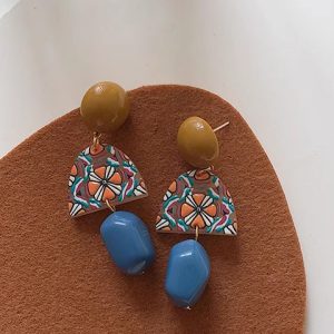 Japanese-Style Retro Long Earrings in Yellow and Blue - Versatile Resin Design for Y2K and 90s Fashion Lovers