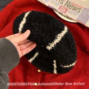 Japanese-Style Striped Beret 2024 - Plush Painter Hat for Small Faces, Big Heads, Y2K Aesthetic Fashion Accessory