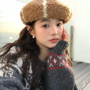 Japanese-Style Striped Beret 2024 - Plush Painter Hat for Small Faces, Big Heads, Y2K Aesthetic Fashion Accessory