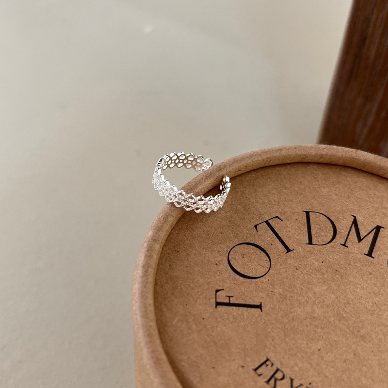 Korean-Style Adjustable Heart Lace Open Finger Ring for Women - Fashionable High-End Niche Design for 2025