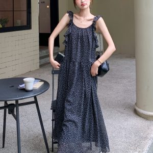 Korean Style Black Floral Spaghetti Strap Dress with Ruffled Splicing - Trendy Age-Reducing Long Skirt for Summer 2025