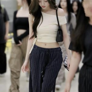 Korean Style Black Off-Shoulder Tie Strap Solid Color T-Shirt - Trendy Niche Design for Fashion-Forward Looks