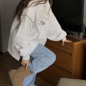 Korean Style Brooklyn Letter Embroidery Splicing Seam Loose Sports Sweatshirt for Casual Wear