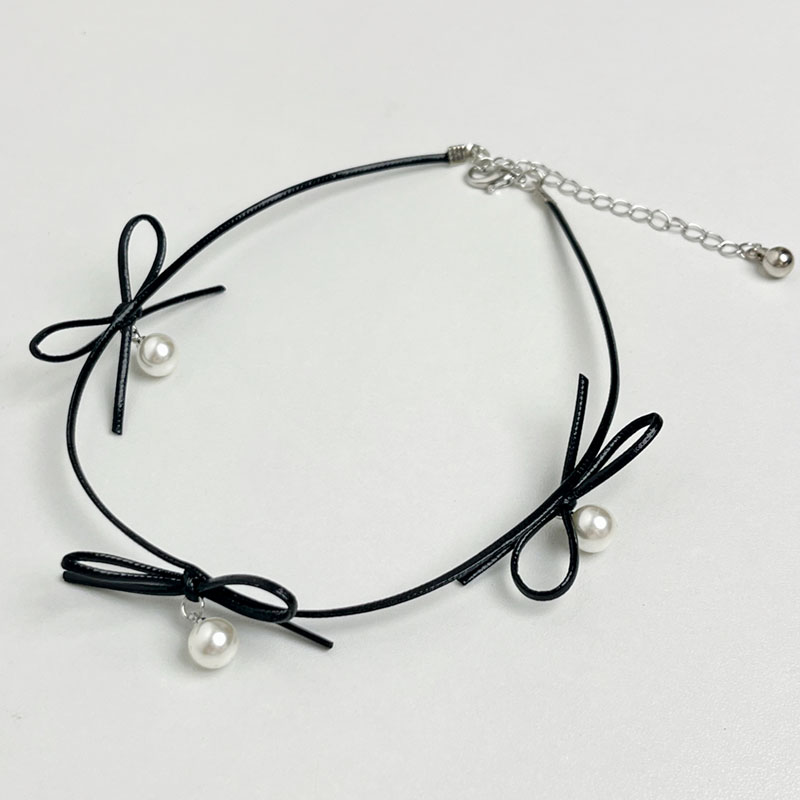 Korean Style Exquisite Pearl Bow Leather Cord Necklace for Women - 2024 Sweet Clavicle Chain Jewelry