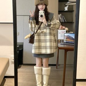 Korean-Style Mid-Length Slimming Gray Wool Coat Set for Women - Soft, Thick, and Warm for Early Spring Fashion
