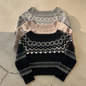 Korean-Style Off-Shoulder Jacquard Knitted Sweater with Scarf - Unique Winter Fashionable Layering Piece