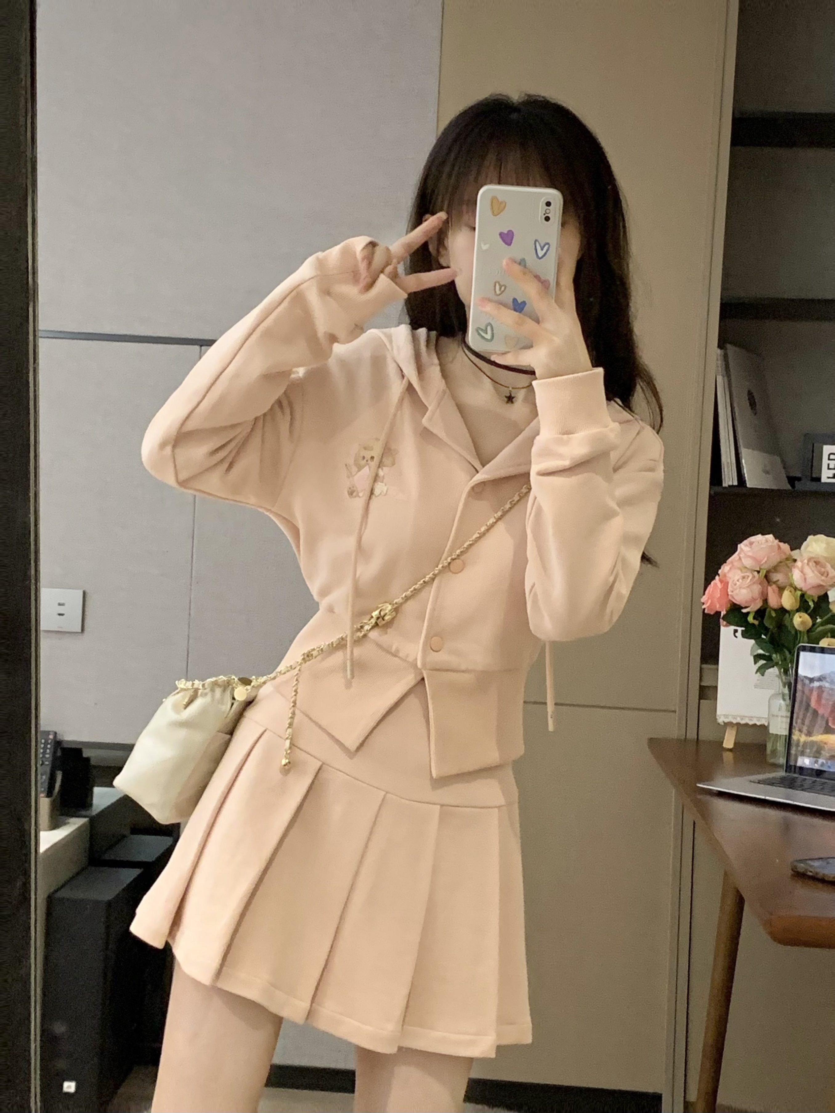 Korean Style Pink Slim-Fit Casual Hoodie and Skirt Two-Piece Set for Women - Versatile Spring Fashion Outfit