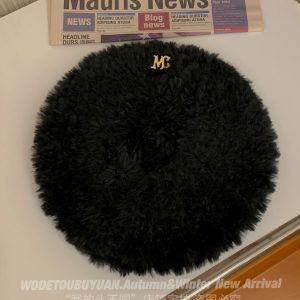 Korean Style Plush Beret Hat for Women, Autumn & Winter, Large Head Circumference, Face-Slimming Painter's Hat