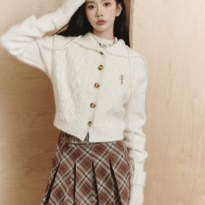 Korean Style Spring/Summer College Knitted Sweater Lapel Cardigan Coat for Women - Trendy Atmosphere Outfit