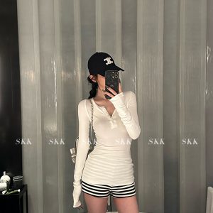 Korean Style V-Neck Knitted Body Top - Pure Desire Design with Hot Girl Shorts Set for Women - Chic Summer Fashion