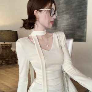 Korean-Style V-Neck Knitted Sweater with Scarf for Women - Fashionable Slim-Fit Top, Unique Design, Trendy Winter Wear