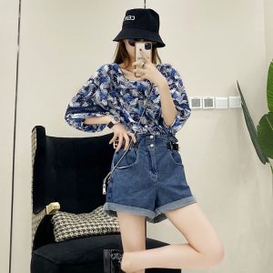 Korean Style Women's Casual Denim Shorts with Buckle Decoration, Lengthening Cuffed Design, Solid Color, Summer Essential