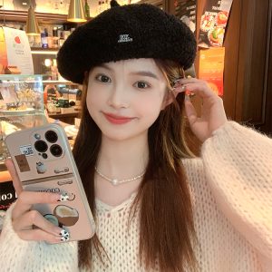 Lambswool Beret Hat for Women - 2023 New Style, Large Head Circumference, Flattering Fit, Versatile Painter Hat, Chic Fashion Accessory