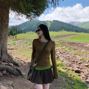 Layered Aesthetics Color Block Faux Two-Piece Long Sleeve T-Shirt - Comfortable Loose Fit Versatile 90s Style Top