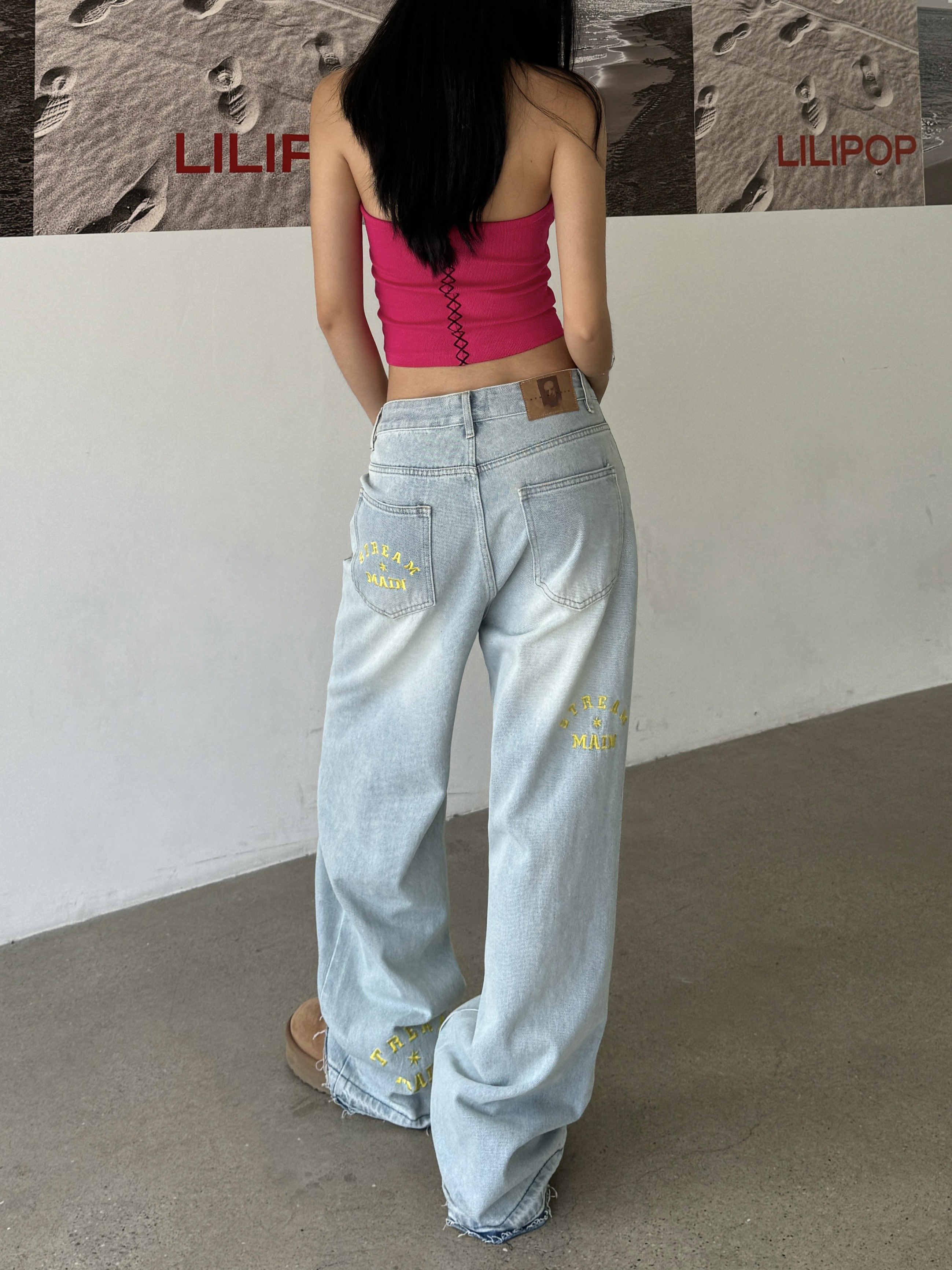 Light Blue Wide-Leg Denim Pants with Retro Letter Embroidery - Slim Fit, Floor-Length, Vintage American Style