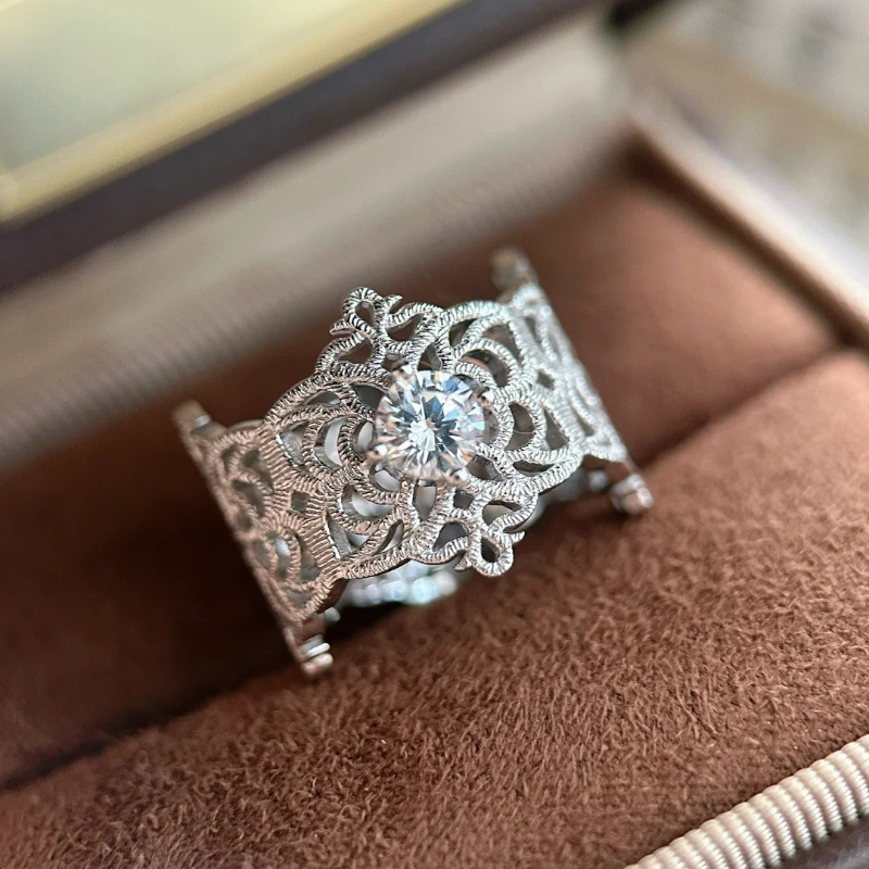 Light Luxury Adjustable Open Ring with Diamond Niche Design for Women - Versatile European American Style Jewelry