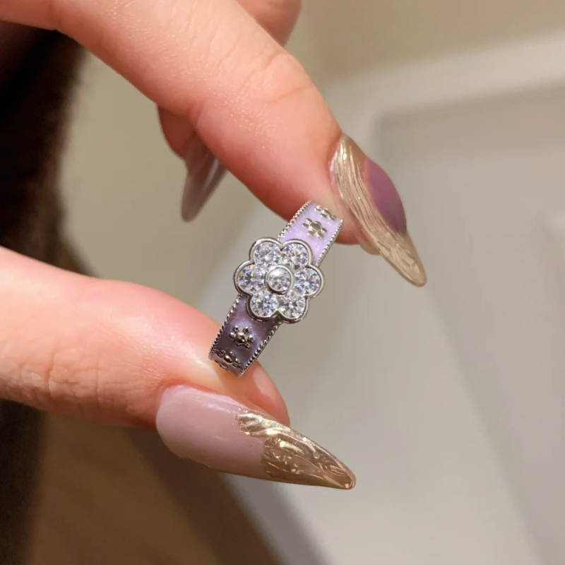 Light Luxury Milky Taro Purple Flower Ring for Women, 2025 New French Style with Diamond Inlay and Lavender Purple Accent