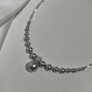 Light Luxury Pearl Gradient Necklace for Women, Niche Design, Elegant Jewelry, Trendy Accessory, Perfect for Special Occasions