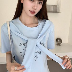 Loose Fit College Style Two-Piece Short Sleeve T-Shirt for Women - Flattering Shawl Half-Sleeve Top, Casual Chic Fashion