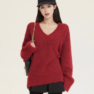 Loose V-Neck Pullover Sweater for Women, Flattering Knit Top, Mid-Length Autumn Winter Fashion