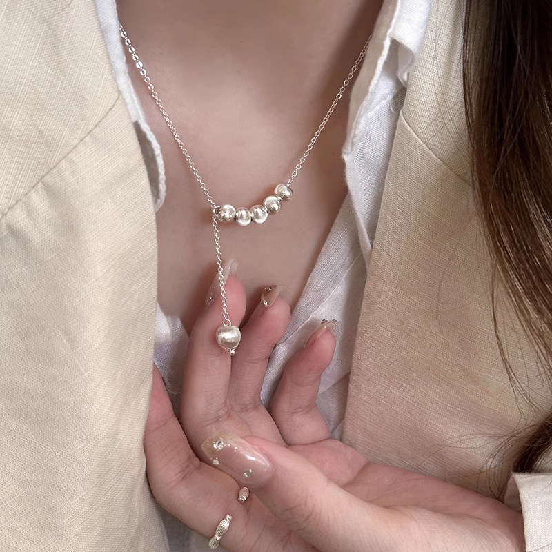 Luminous Metal Cat Eye Round Ball Necklace for Women - Clavicle Chain, Light Luxury Niche Design Neck Accessory, Trendy 2025 Style