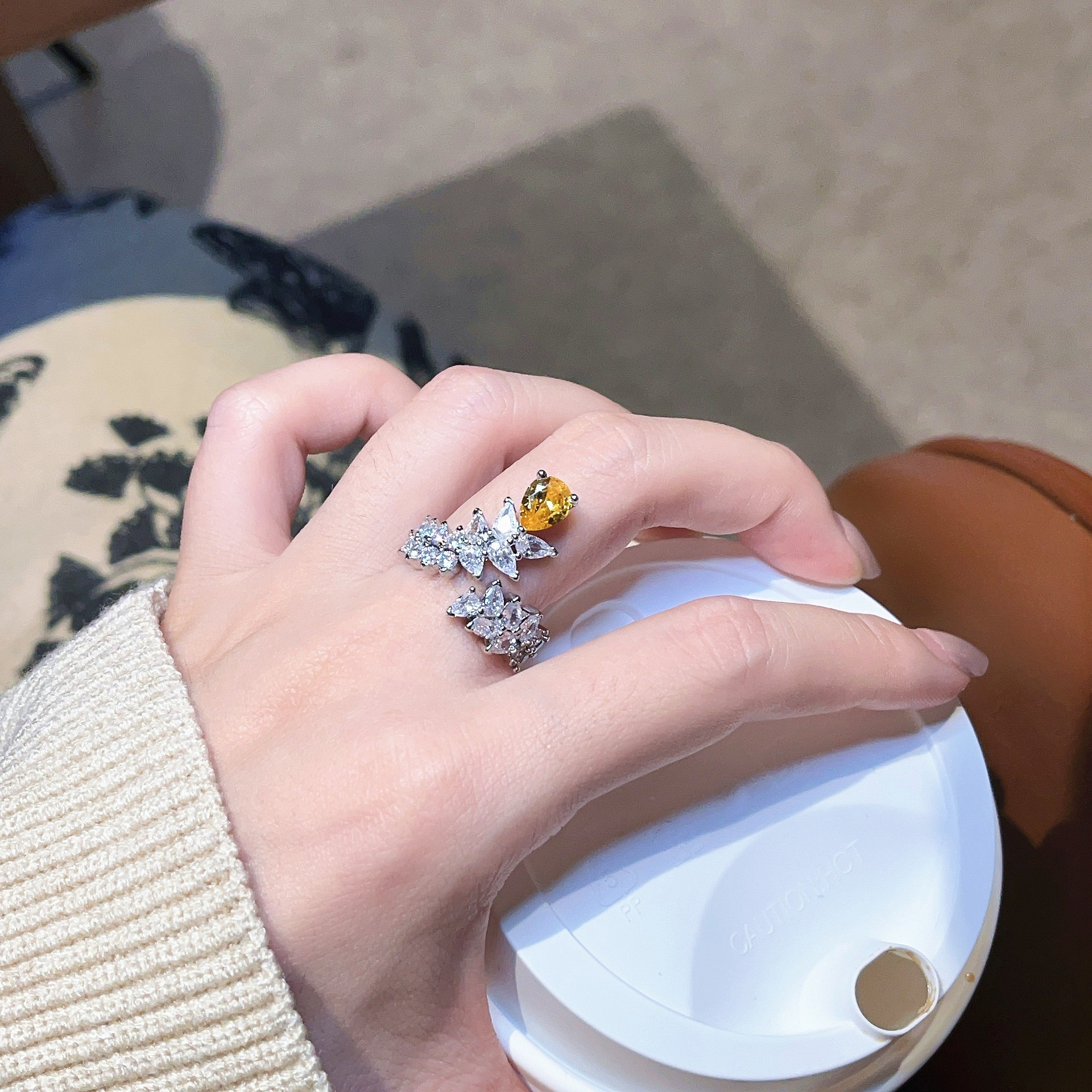 Luxury Diamond-Inlaid Leaf Ring for Women - Exquisite Open Design, High-End Fashion Statement for Index Finger
