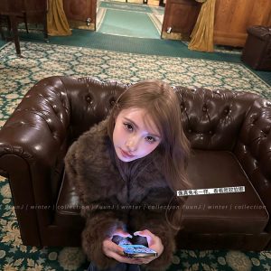 Luxury Little Girls' Faux Fur Short Coat - High-Quality Cotton-Padded Plush Winter Outerwear for Stylish Kids