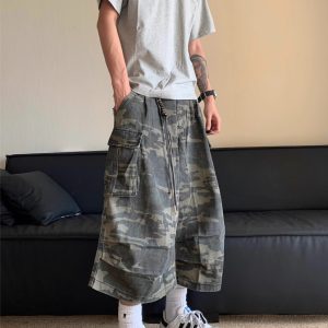 Men's and Women's Summer American Retro Camouflage Multi-Pocket Denim Shorts, Casual Loose Straight 7-Point Pants