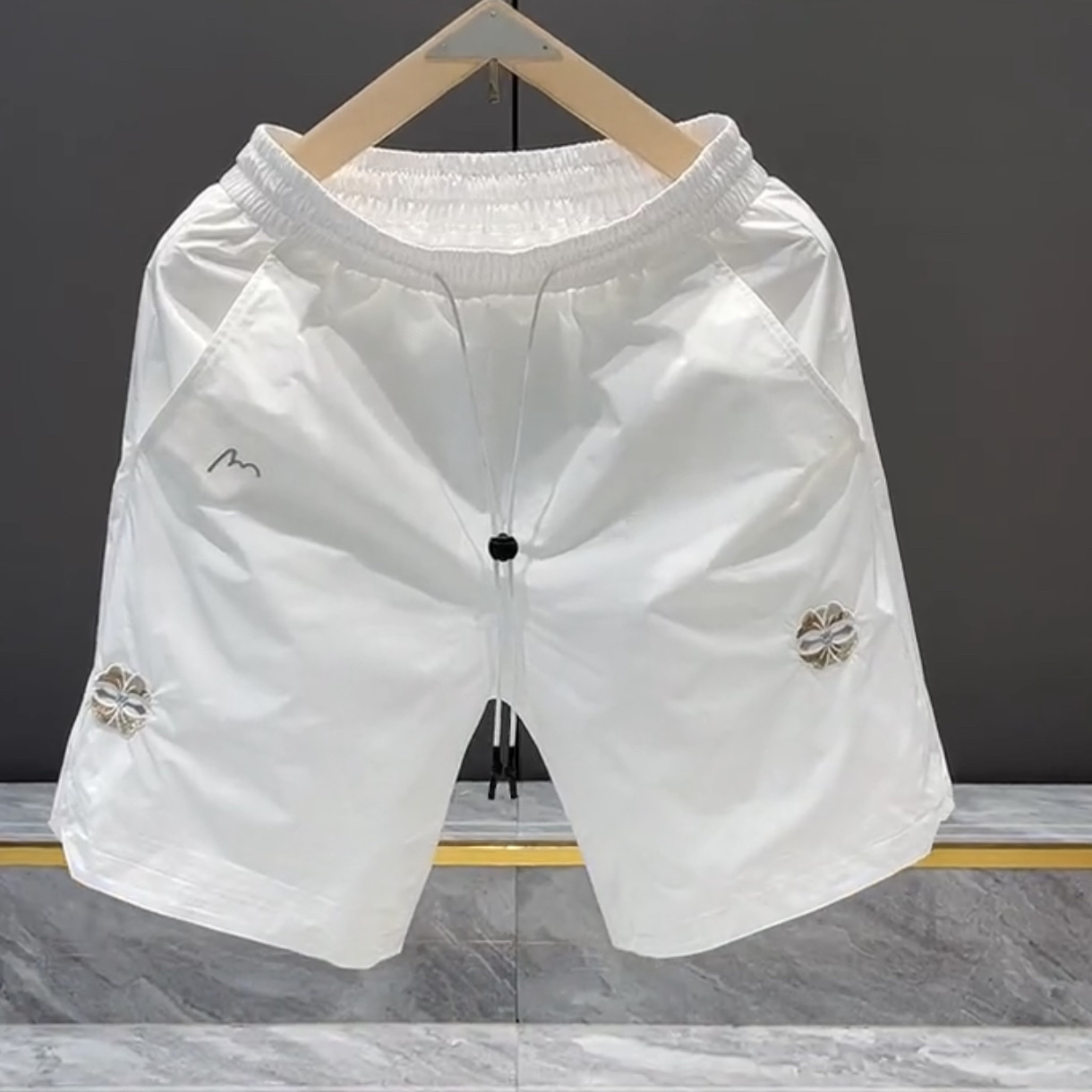 Men's Korean Style Loose-Fit Quick-Dry Breathable Five-Point Shorts - Versatile Summer Fashion Essential for 2025