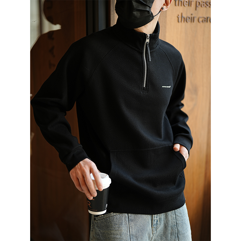 Men's Minimalist Diagonal Stripe Half-Zip Stand Collar Sweatshirt - Spring Fashion High-End Raglan Sleeve Layer, Hong Kong Style