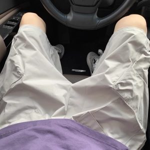 Men's Summer Thin Ice Silk Casual Shorts, Loose Trendy Beach Pants with Functional Pleats, American Style Five-Point Shorts for Warm Weather