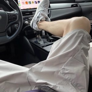 Men's Summer Thin Ice Silk Casual Shorts, Loose Trendy Beach Pants with Functional Pleats, American Style Five-Point Shorts for Warm Weather