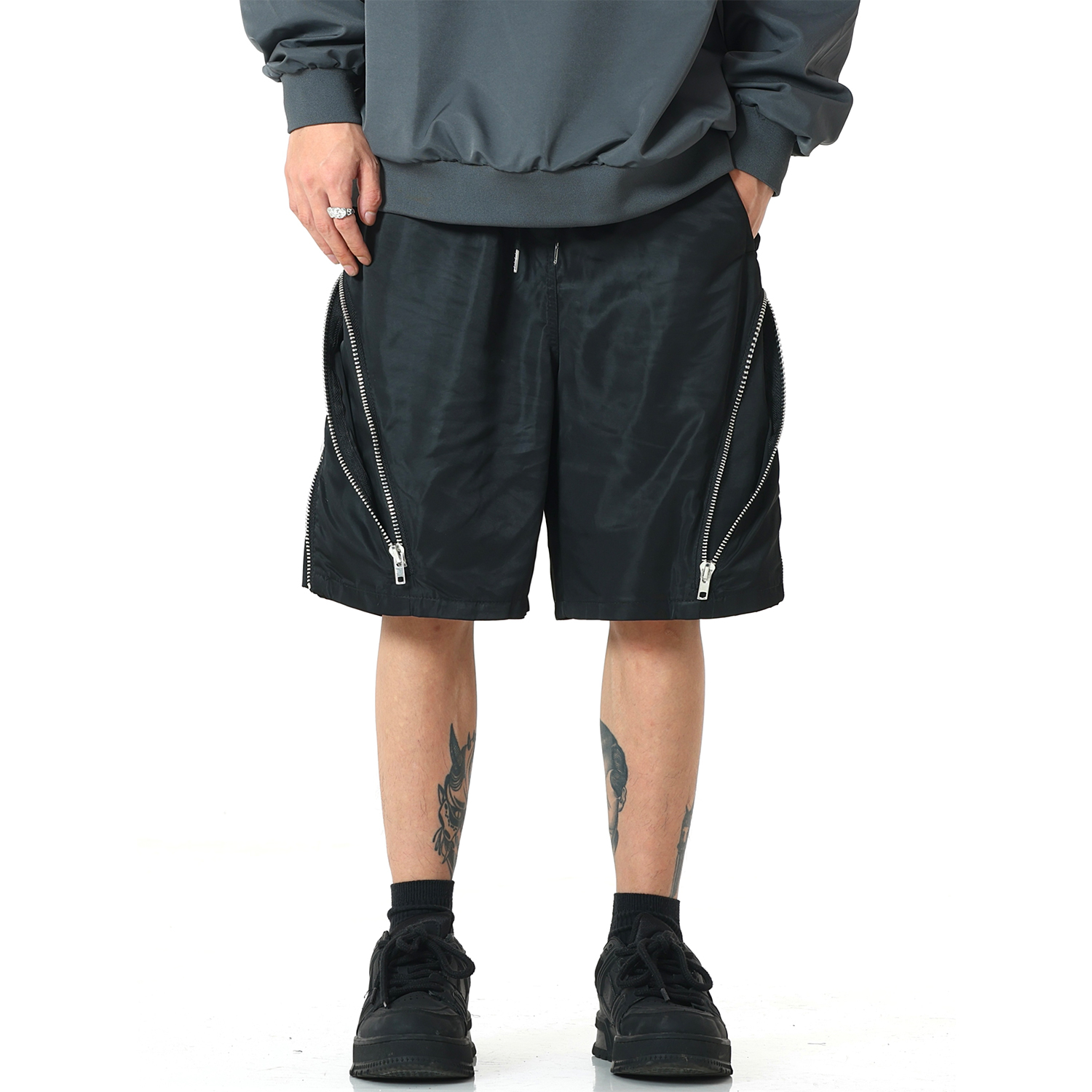 Men's Zippered Sports Shorts - Trendy Loose Casual Five-Point Pants with American High Street Vibe for Summer Activities