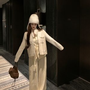 Milk White Zipper Jacket for Women - Nordic Notes Lapel Workwear, Soft and Warm Fashion Outerwear