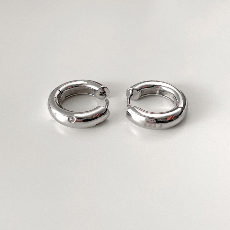 Minimalist 925 Sterling Silver Hoop Earrings - High-End Niche Design Women's Ear Accessories for 2025 Style