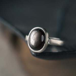 Minimalist Adjustable 925 Silver Ring for Men and Women - Natural Silver曜石 Design, Unique Unisex Fashion Jewelry