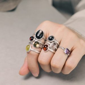 Minimalist Adjustable 925 Silver Ring for Men and Women - Natural Silver曜石 Design, Unique Unisex Fashion Jewelry