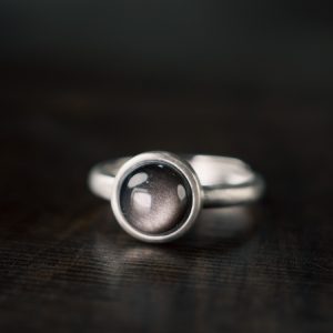 Minimalist Adjustable 925 Silver Ring for Men and Women - Natural Silver曜石 Design, Unique Unisex Fashion Jewelry