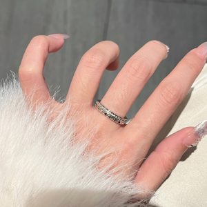 Minimalist Adjustable Diamond-Shaped Ring for Women - Versatile Light Luxury Thin Band, Niche High-End Ins Style Jewelry