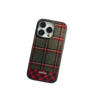 Minimalist Black Edge Plaid Anti-Fall Christmas Phone Case for iPhone 15 Pro Max – High-End Autumn/Winter Style