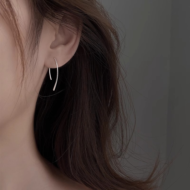 Minimalist Line Earrings with Unique Design - Versatile Studs for Everyday Wear, Perfect for Modern and Chic Styles