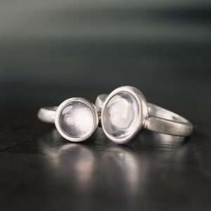 Minimalist Retro 925 Silver Inlaid Ring with Peach Blossom Powder Crystal - Versatile Women's Jewelry
